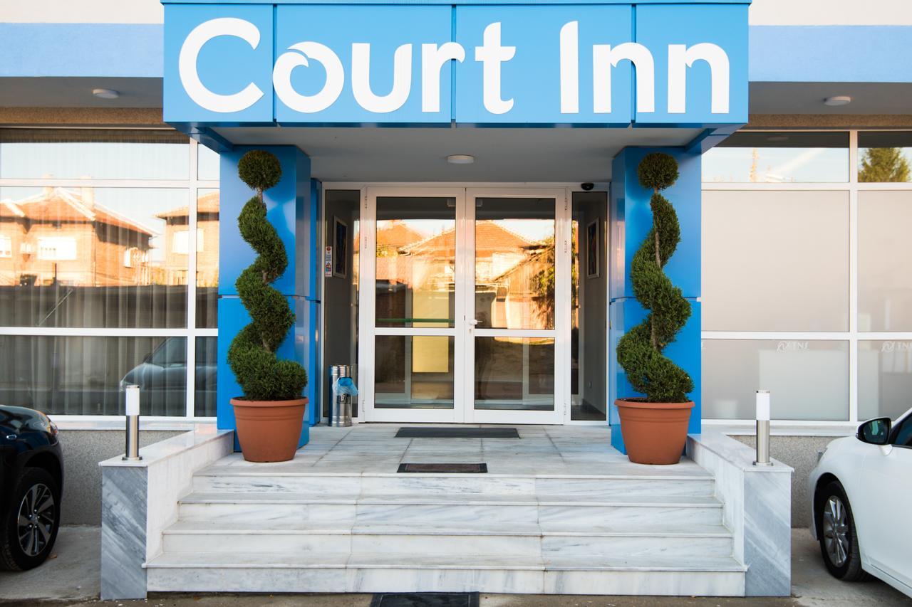 Court Inn 파나규리슈테 외부 사진
