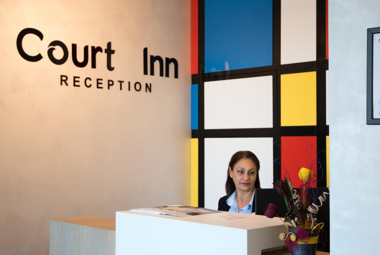 Court Inn 파나규리슈테 외부 사진